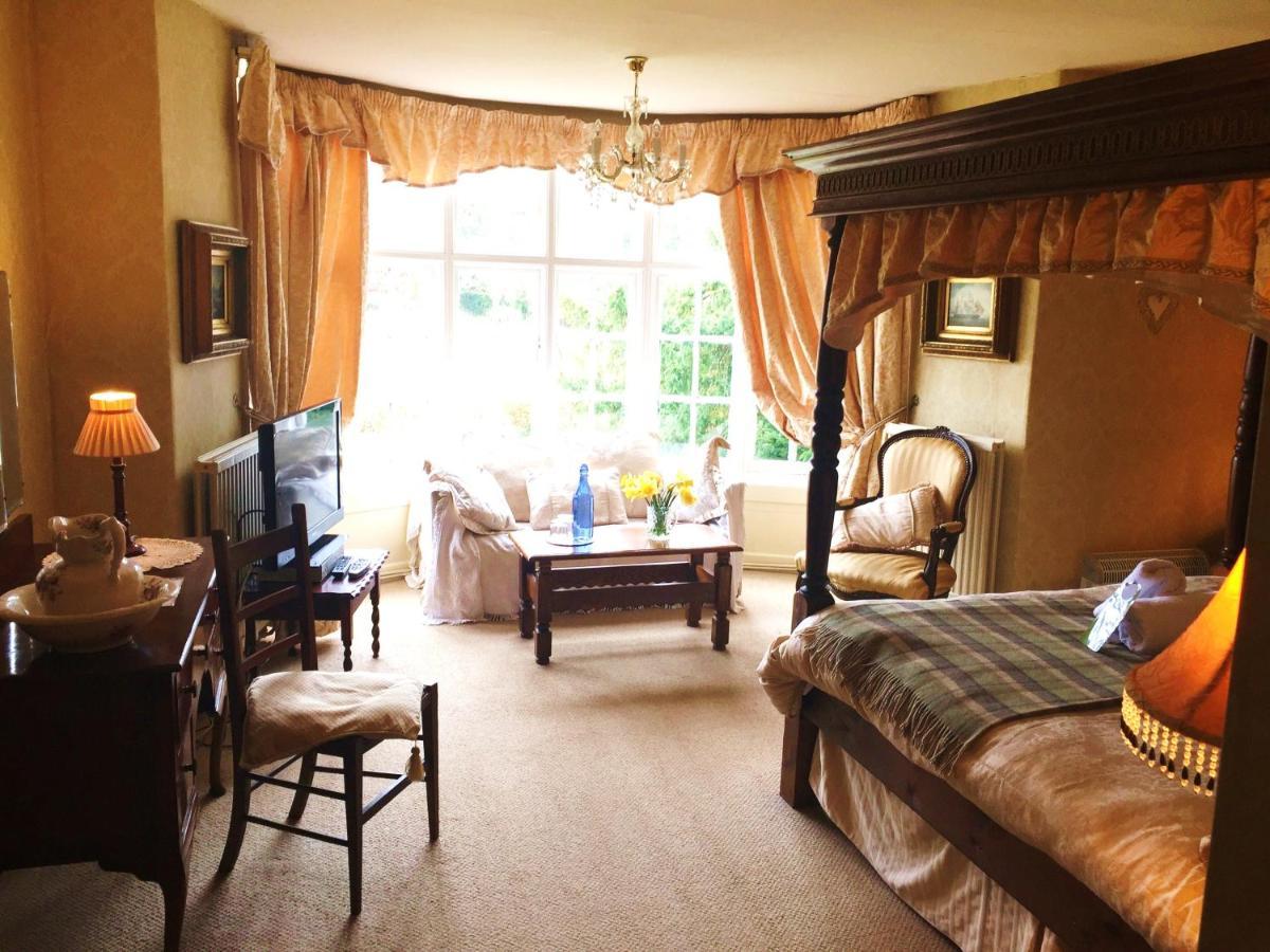 Glyn Isa Country House B&B And Self Catering Apartments Конуи Екстериор снимка
