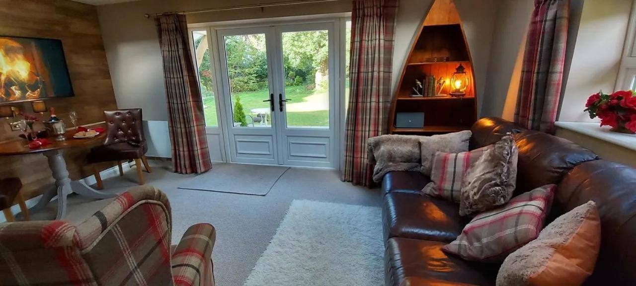 Glyn Isa Country House B&B And Self Catering Apartments Конуи Екстериор снимка