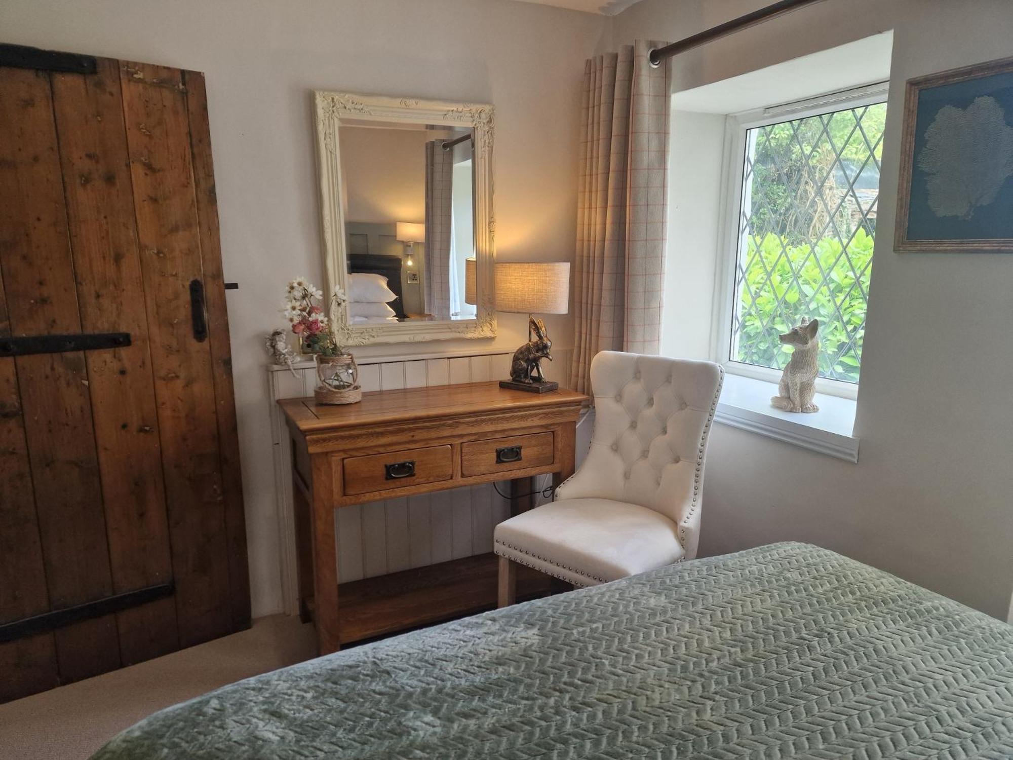 Glyn Isa Country House B&B And Self Catering Apartments Конуи Екстериор снимка