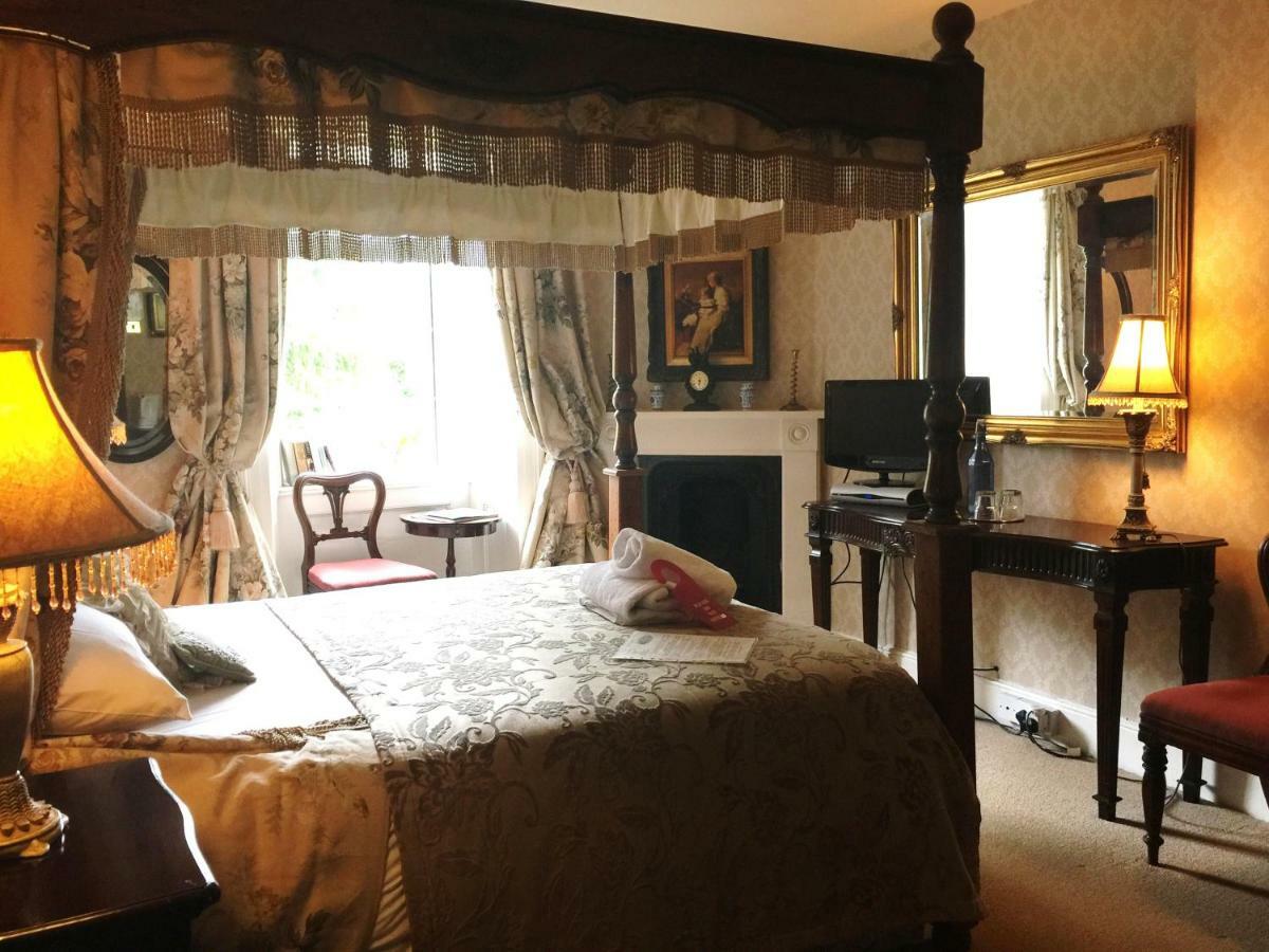 Glyn Isa Country House B&B And Self Catering Apartments Конуи Екстериор снимка