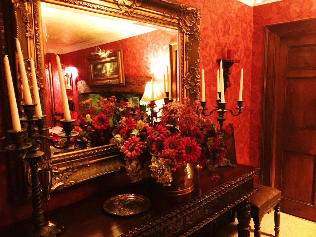 Glyn Isa Country House B&B And Self Catering Apartments Конуи Екстериор снимка